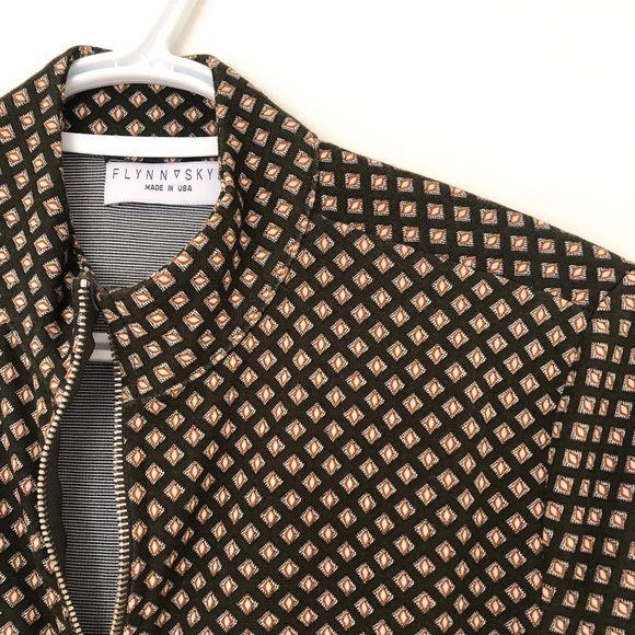 FLYNN SKYE CROPPED SWEATER - Picture 5 of 6